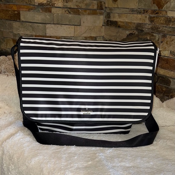 kate spade Handbags - Kate Spade Baby Business bag Brand New